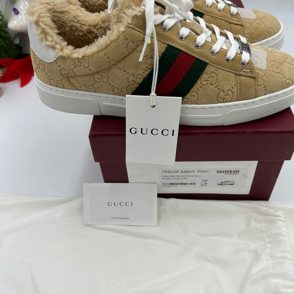 Women’s Gucci ace GG suede sneakers with shearling lining size 39 made in Italy - Picture 3 of 9